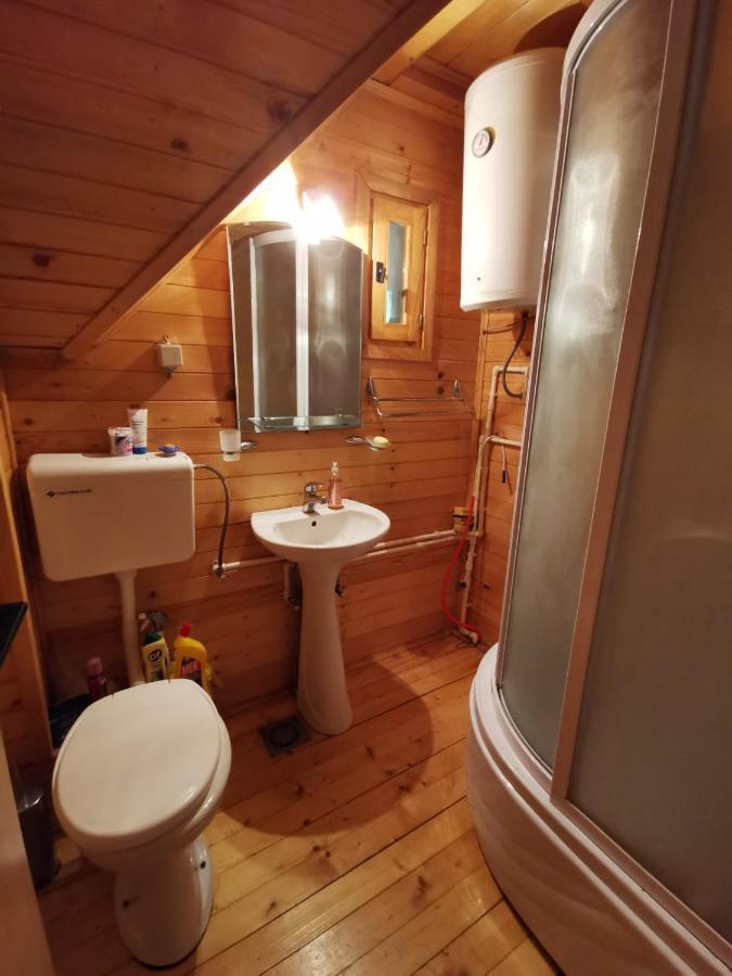 Apartman Bugar Mitrovac Ngoại thất bức ảnh
